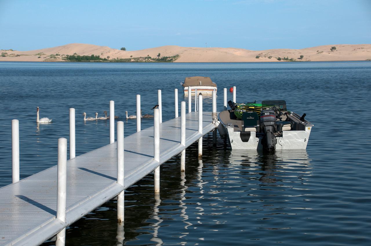 Hotel Dunes Waterfront 3*